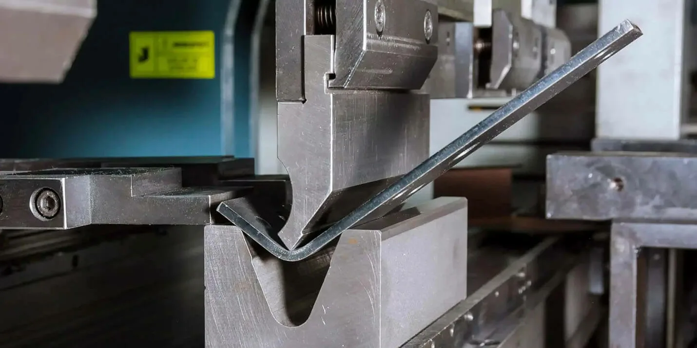 Гибка металла — длиной  до 6000 мм