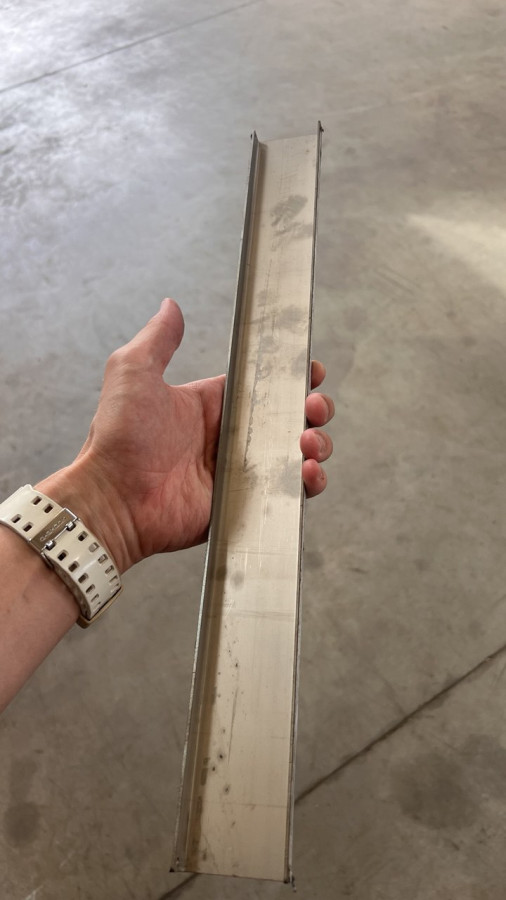 Лазерная резка нержавеющей стали 1мм