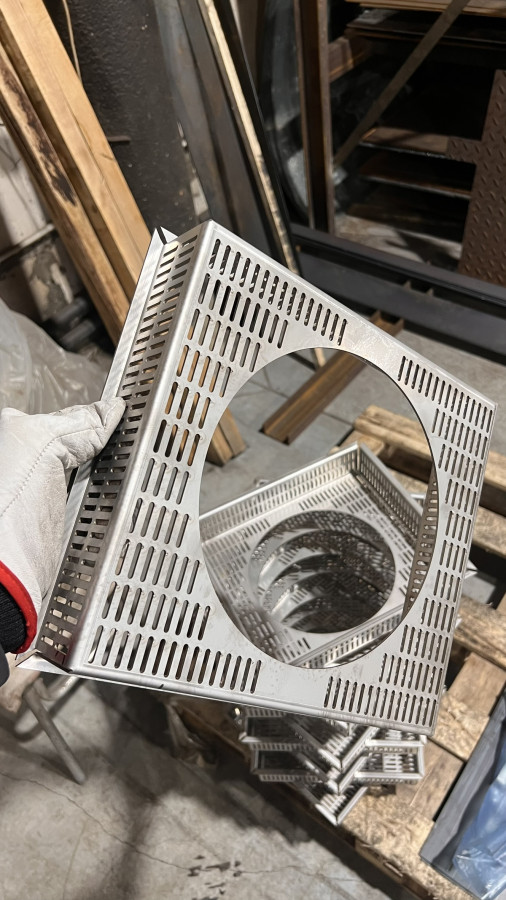 Гибка нержавеющей стали S-2мм